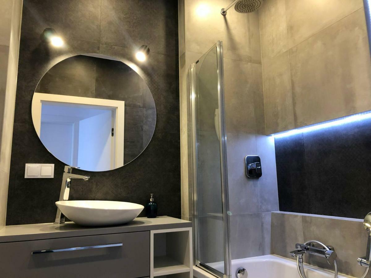 Glamour With Big, Private Terrace Apartment Krakow